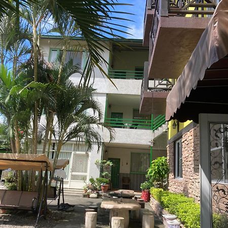 Pulicity Villa B&B Екстериор снимка
