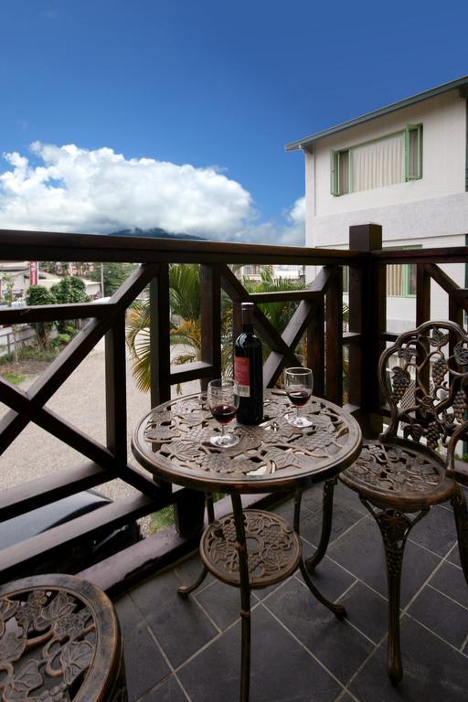 Pulicity Villa B&B Стая снимка